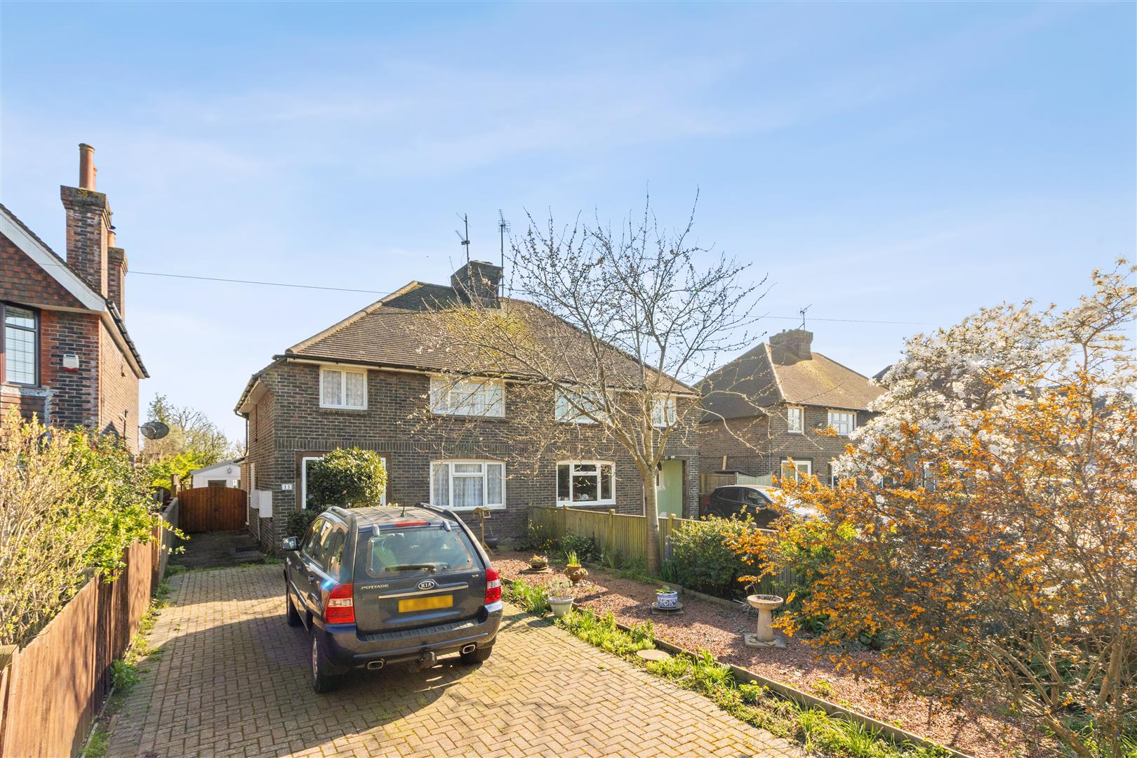 Sayerland Road